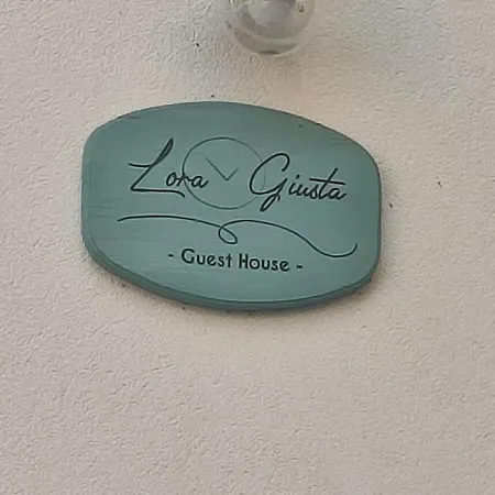 Lora Giusta 3* كومو