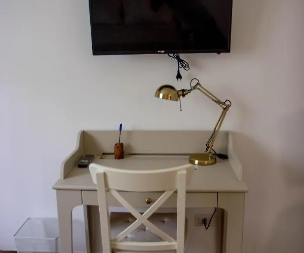 Lora Giusta 招待所 科莫